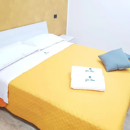 Bed and Breakfast Gisa House *